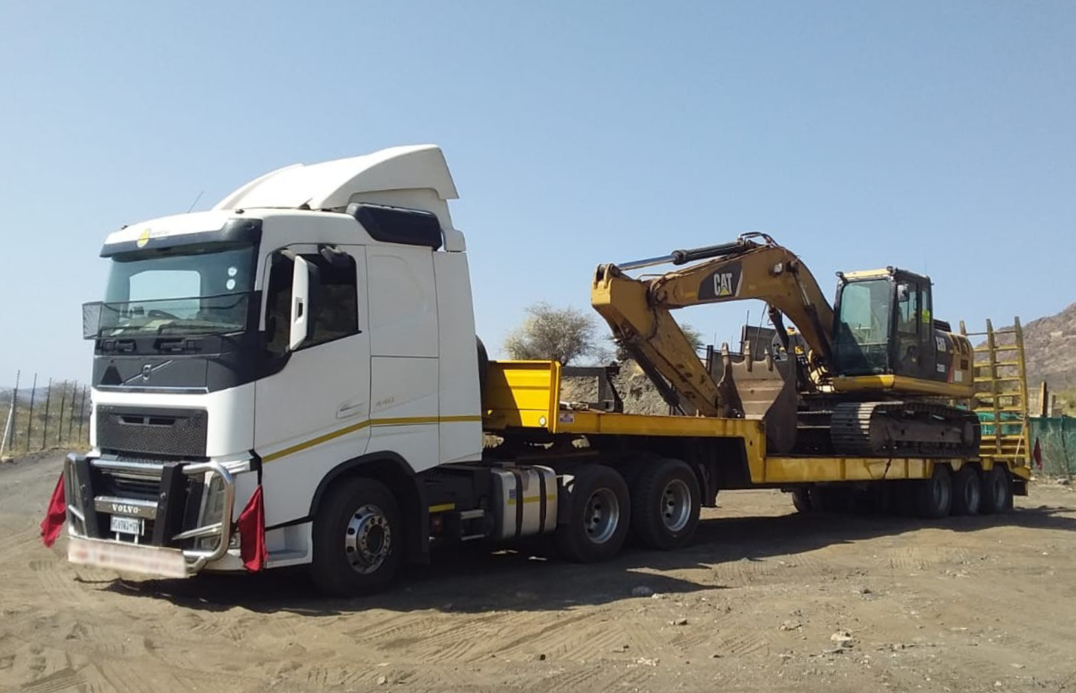 Hydraulic Low Bed Trailer